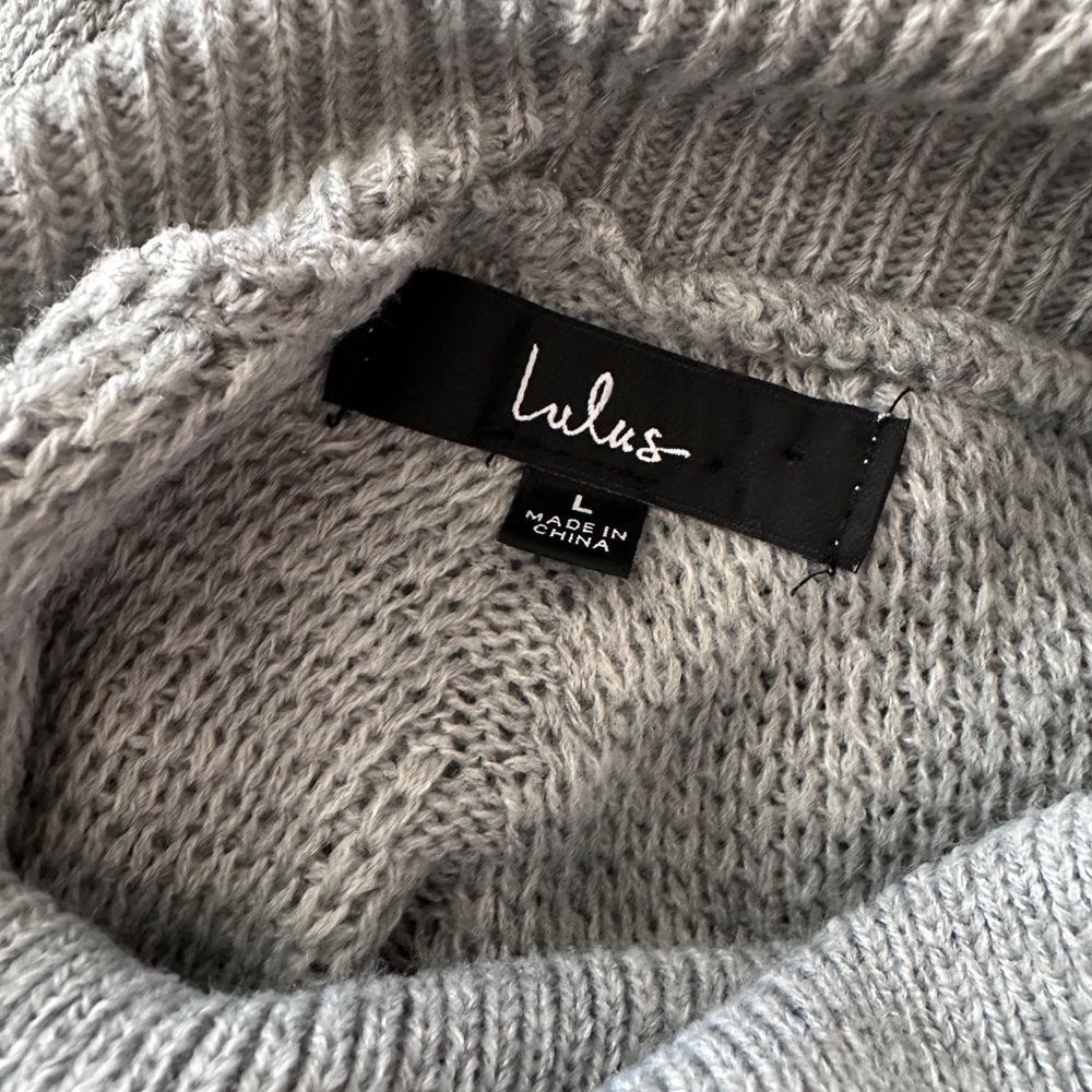 Lulu’s Tea Reader Light Grey Sweater Dress - Picture 6 of 7